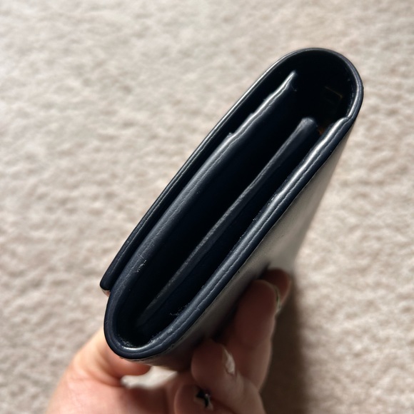 Authentic Saint Laurent navy wallet - Picture 8 of 9